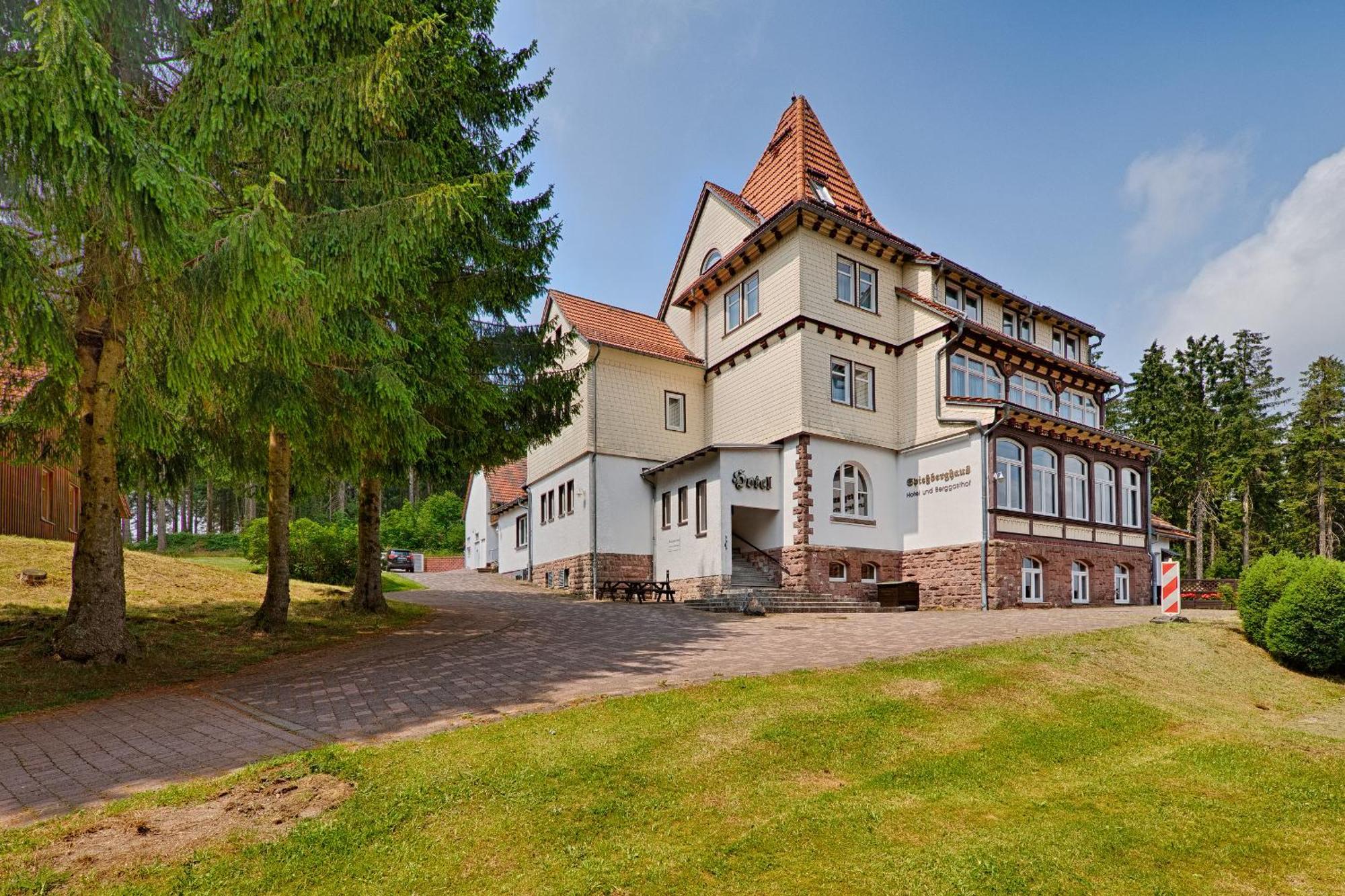 Hotel Und Berggasthof Spiessberghaus Фридрихрода Екстериор снимка