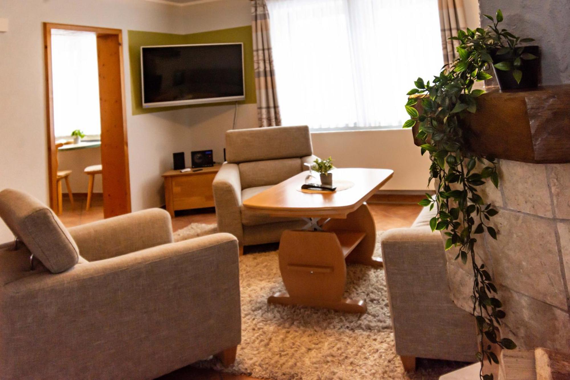 Hotel Und Berggasthof Spiessberghaus Фридрихрода Екстериор снимка