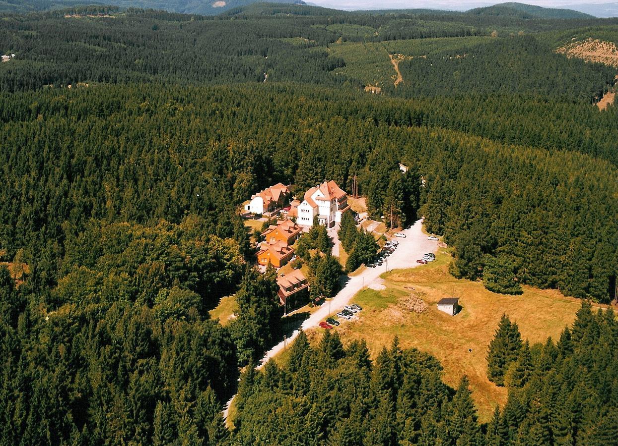 Hotel Und Berggasthof Spiessberghaus Фридрихрода Екстериор снимка