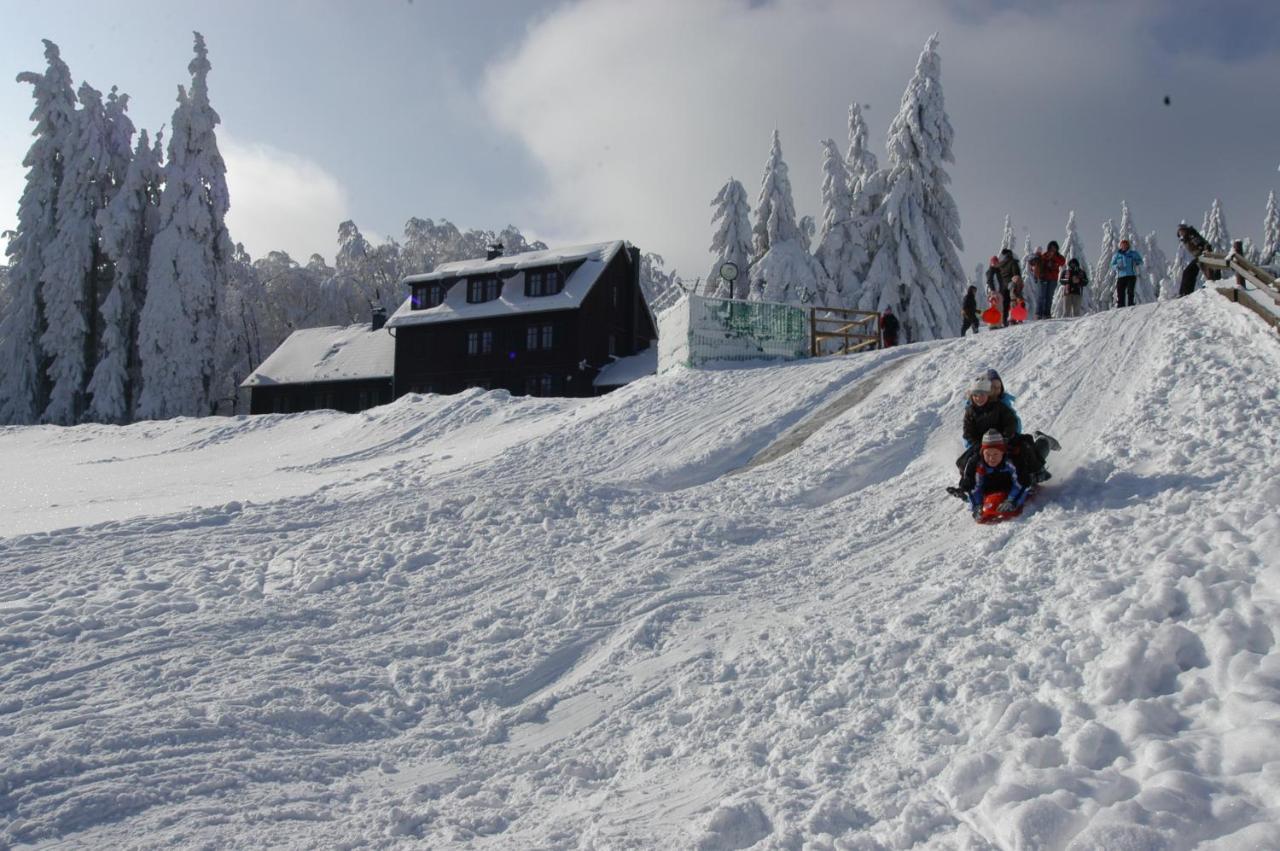 Hotel Und Berggasthof Spiessberghaus Фридрихрода Екстериор снимка