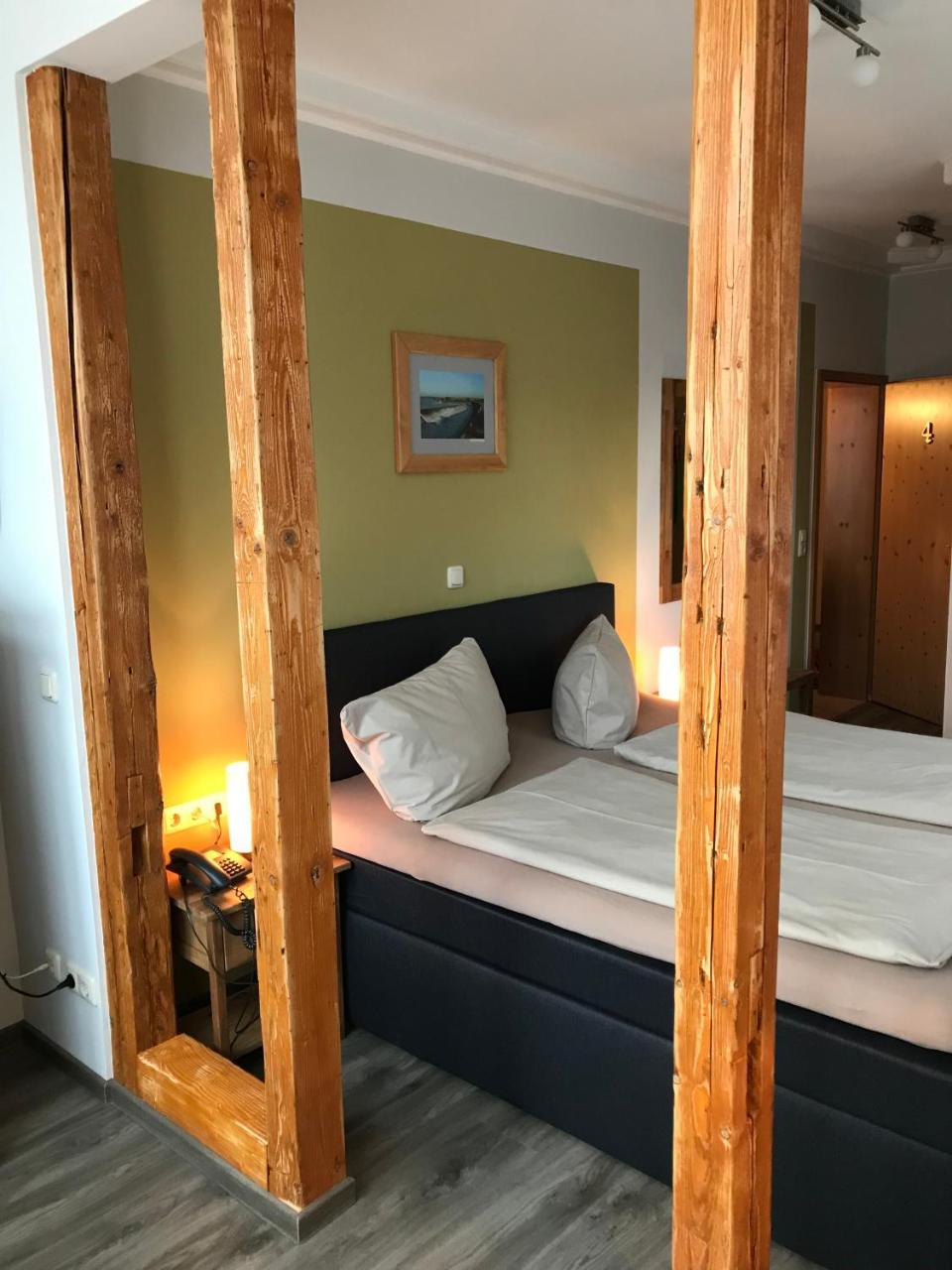 Hotel Und Berggasthof Spiessberghaus Фридрихрода Екстериор снимка